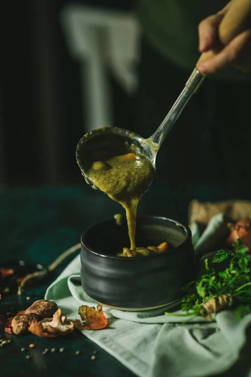 vegan Leek Soup with green Puy lentils, pumpkin cubes and a dash of lemon